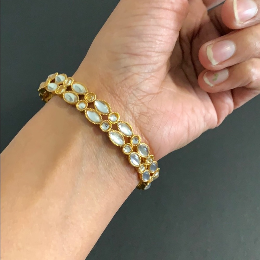 bangle